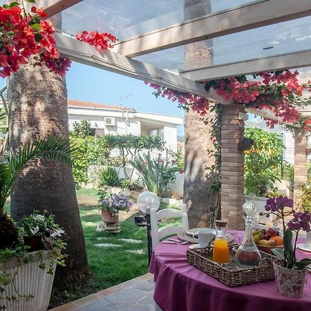 Casa Petunia Villa Сарок Екстериор снимка
