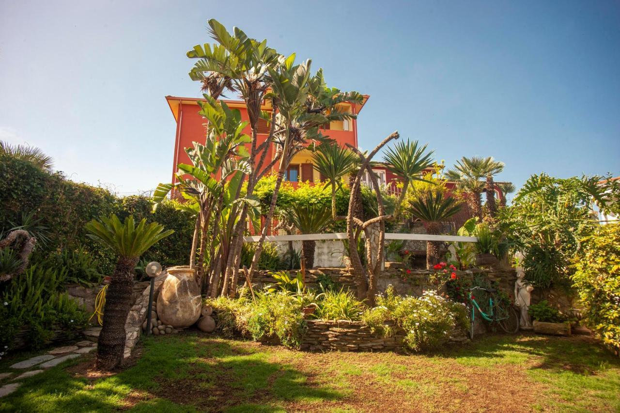 Casa Petunia Villa Сарок Екстериор снимка
