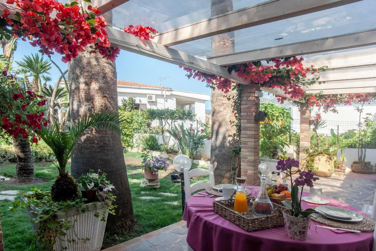 Casa Petunia Villa Сарок Екстериор снимка
